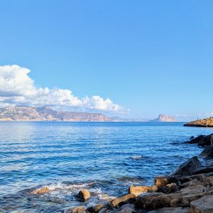 Taller de agua, spa, meditación y Chi Kung frente al Mar, El Albir.